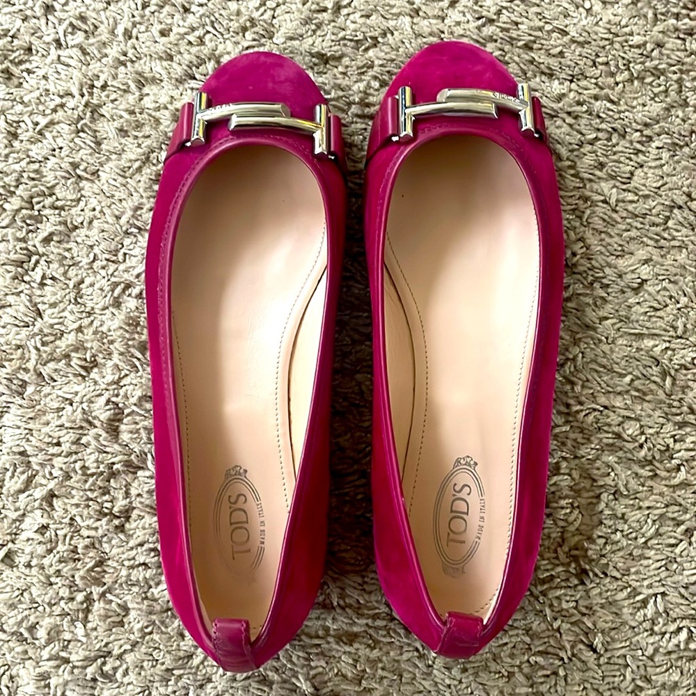 Tod’s Suede Ballet Flats